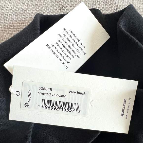 SPANX Brushed AE Bolero - Very Black - Women’s Small NWT - Picture 10 of 10